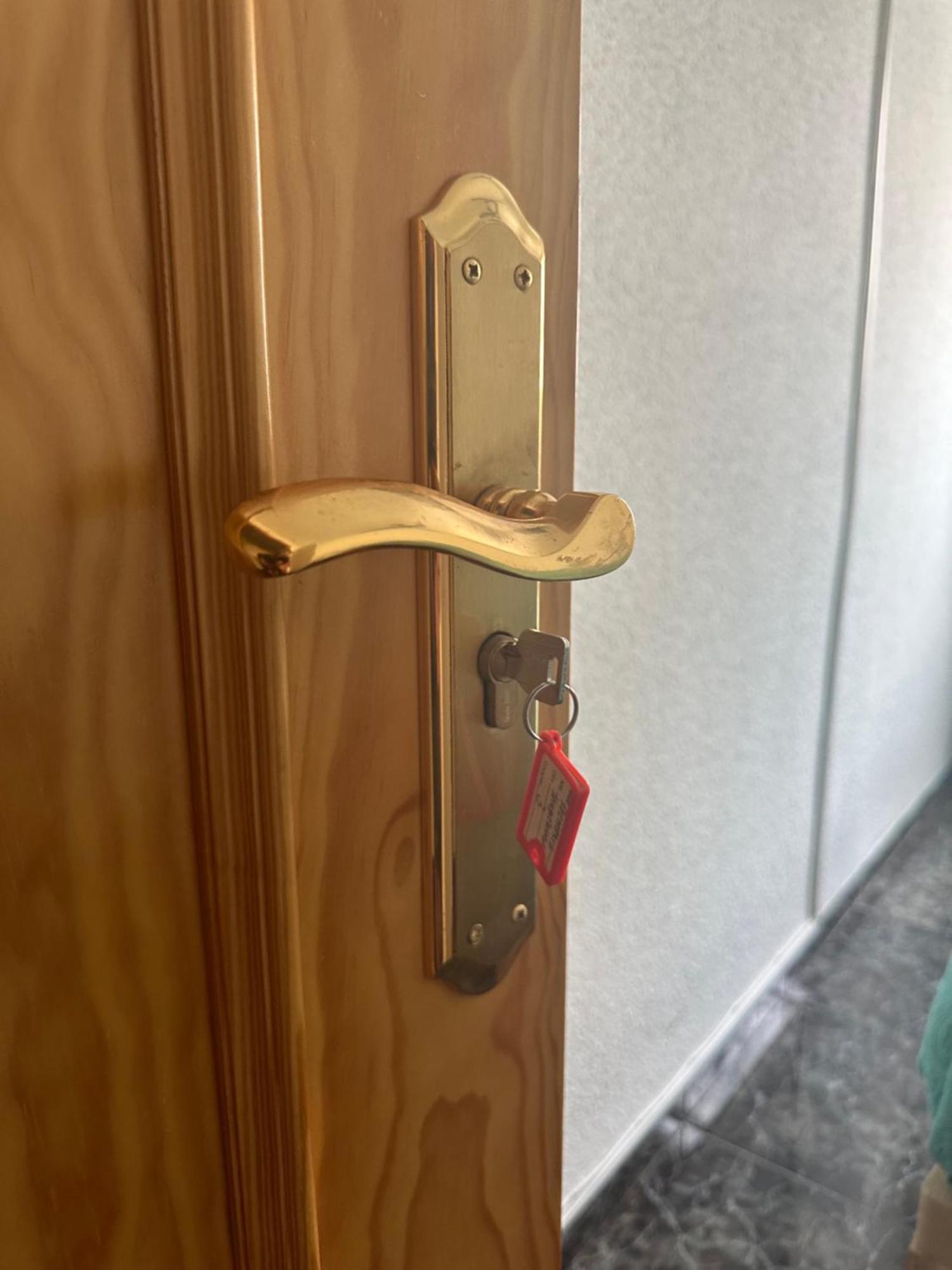 Almeria Centro Habitacion Privada En Apartamento Compartido المظهر الخارجي الصورة